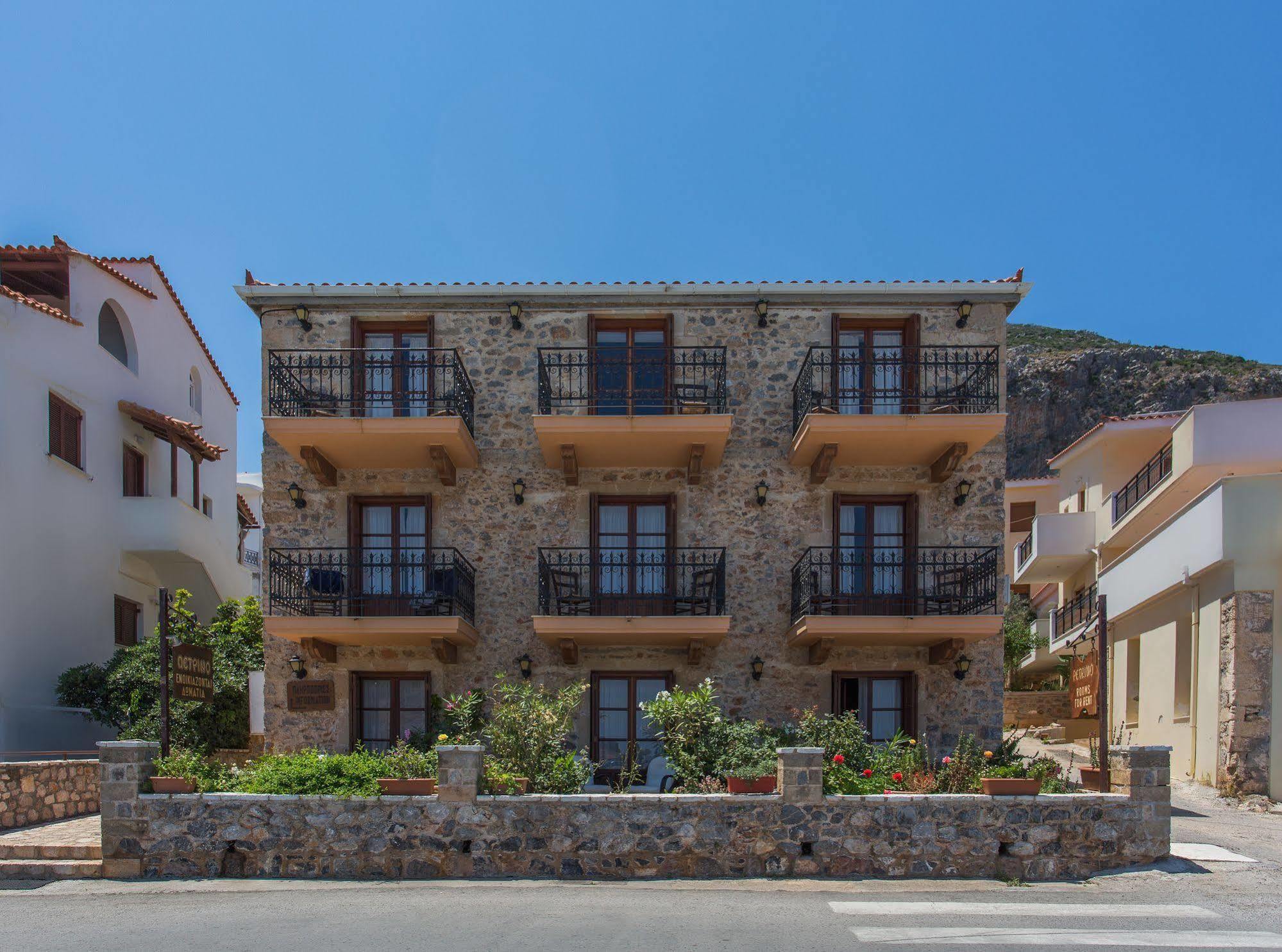 Petrino Guesthouse Monemvasía Exterior photo