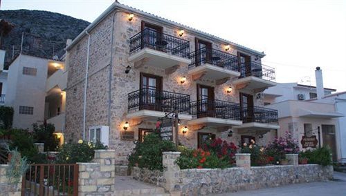 Petrino Guesthouse Monemvasía Exterior photo